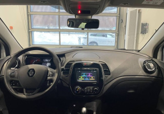 Подержанный автомобиль Renault Kaptur 2018 года (11 фото)
