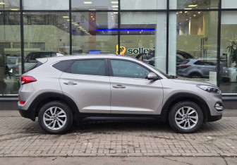 Подержанный автомобиль Hyundai Tucson 2017 года (4 фото)