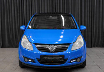 Подержанный автомобиль Opel Corsa 2007 года (2 фото)