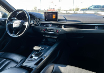 Подержанный автомобиль Audi A4 Sedan 2019 года (9 фото)