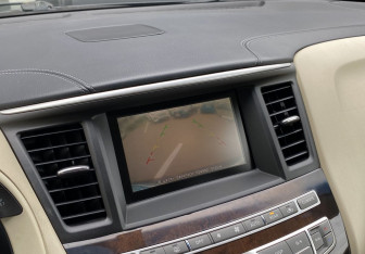 Подержанный автомобиль Infiniti QX60 2017 года (17 фото)