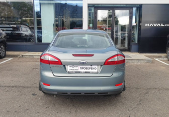 Подержанный автомобиль Ford Mondeo Sedan 2009 года (6 фото)