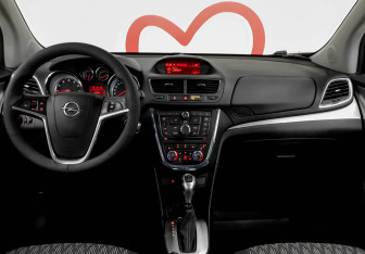 Подержанный автомобиль Opel Mokka 2013 года (8 фото)