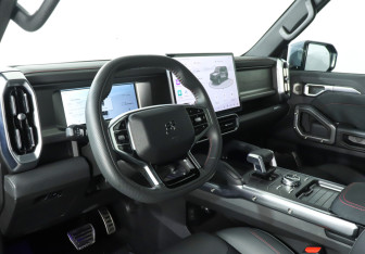 Подержанный автомобиль Jetour T2 2024 года (13 фото)