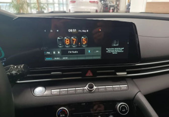 Подержанный автомобиль Hyundai Elantra Sedan 2024 года (14 фото)
