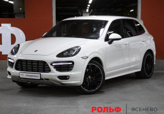 Подержанный автомобиль Porsche Cayenne 2014 года (1 фото)