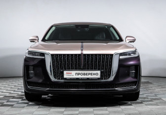 Подержанный автомобиль Hongqi H9 2023 года (24 фото)