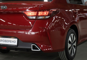 Подержанный автомобиль Kia Rio Sedan 2020 года (21 фото)