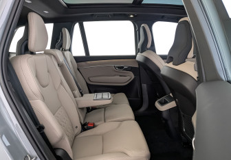 Новый Volvo XC90 2025 (12 фото)