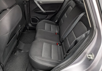 Подержанный автомобиль Geely Coolray 2022 года (17 фото)