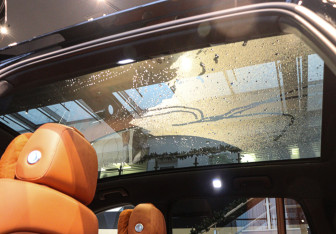 Подержанный автомобиль LiXiang L6 2024 года (11 фото)