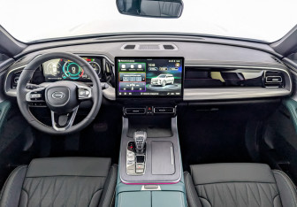 Новый GAC GS8 2025 (10 фото)