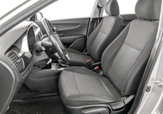 Подержанный автомобиль Kia Rio Hatchback 2021 года (20 фото)