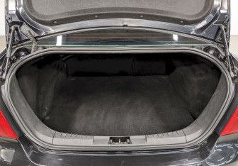 Подержанный автомобиль Ford Focus Sedan 2010 года (10 фото)