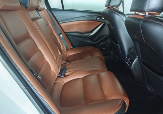 Подержанный автомобиль Mazda 6 Sedan 2013 года (10 фото)