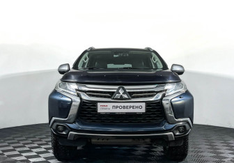 Подержанный автомобиль Mitsubishi Pajero Sport 2018 года (2 фото)