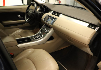 Подержанный автомобиль Land Rover Range Rover Evoque 2015 года (9 фото)