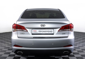 Подержанный автомобиль Hyundai i40 Sedan 2016 года (6 фото)