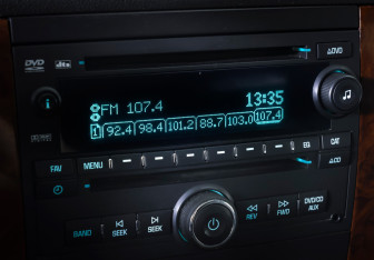 Подержанный автомобиль Chevrolet Tahoe 2012 года (20 фото)