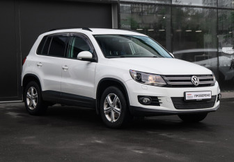 Подержанный автомобиль Volkswagen Tiguan 2014 года (3 фото)