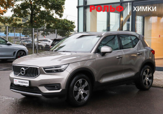 Подержанный автомобиль Volvo XC40 2021 года (1 фото)