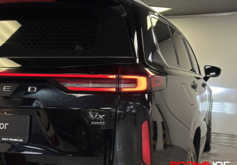 Подержанный автомобиль Exeed VX 2022 года (32 фото)