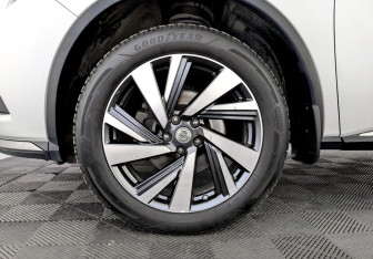Подержанный автомобиль Nissan Murano Suv 2021 года (17 фото)