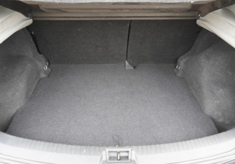 Подержанный автомобиль Nissan Qashqai 2012 года (9 фото)