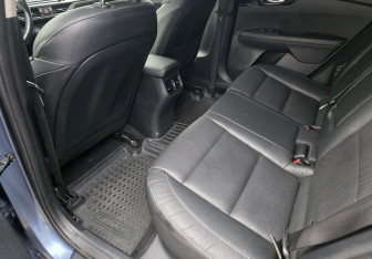 Подержанный автомобиль Kia Cerato Sedan 2018 года (10 фото)