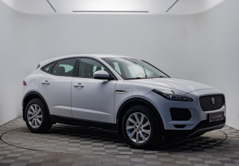 Подержанный автомобиль Jaguar E-Pace 2018 года (3 фото)