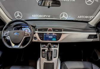 Подержанный автомобиль Geely Atlas 2021 года (14 фото)