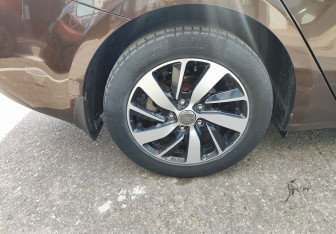 Подержанный автомобиль Kia Cerato Sedan 2016 года (12 фото)