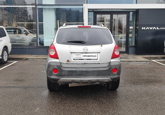 Подержанный автомобиль Opel Antara 2008 года (6 фото)