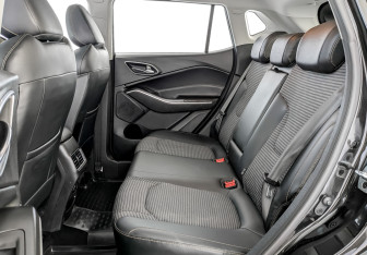 Подержанный автомобиль Москвич 3 2023 года (12 фото)