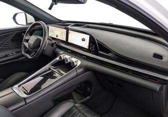 Подержанный автомобиль Exeed RX 2023 года (13 фото)