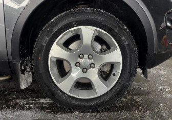 Подержанный автомобиль Land Rover Discovery Sport 2016 года (16 фото)