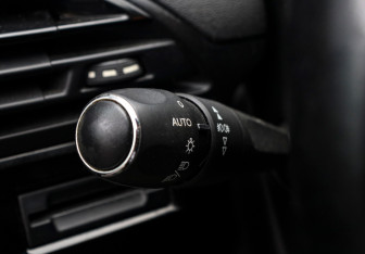 Подержанный автомобиль Citroen C4 Picasso 2016 года (24 фото)