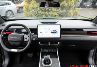 Подержанный автомобиль Jetour Dashing 2024 года (10 фото)