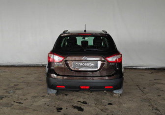 Подержанный автомобиль Suzuki SX4 Hatchback 2014 года (5 фото)