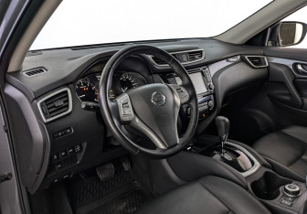 Подержанный автомобиль Nissan X-Trail 2018 года (15 фото)