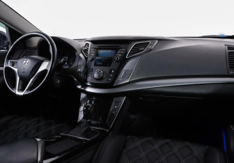 Подержанный автомобиль Hyundai i40 Sedan 2015 года (5 фото)