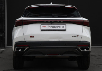 Подержанный автомобиль Omoda C5 2023 года (6 фото)