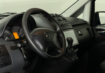 Подержанный автомобиль Mercedes-Benz Vito 2014 года (9 фото)