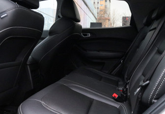 Подержанный автомобиль Chery Tiggo 4 2022 года (8 фото)