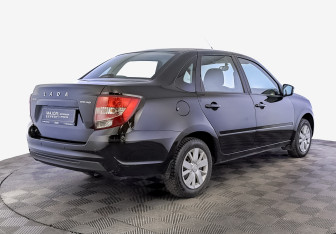 Подержанный автомобиль LADA (ВАЗ) Granta Sedan 2022 года (5 фото)