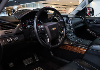 Подержанный автомобиль Chevrolet Tahoe 2018 года (27 фото)