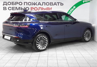 Подержанный автомобиль Voyah Free 2022 года (4 фото)