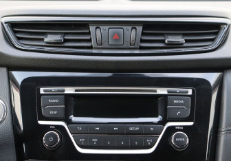 Подержанный автомобиль Nissan X-Trail 2019 года (16 фото)