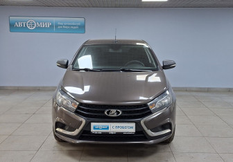 Подержанный автомобиль LADA (ВАЗ) Vesta Sedan 2018 года (2 фото)