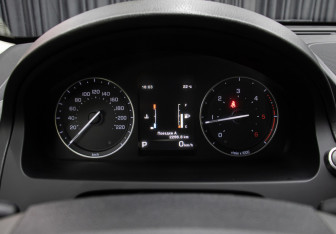 Подержанный автомобиль Land Rover Freelander 2013 года (13 фото)